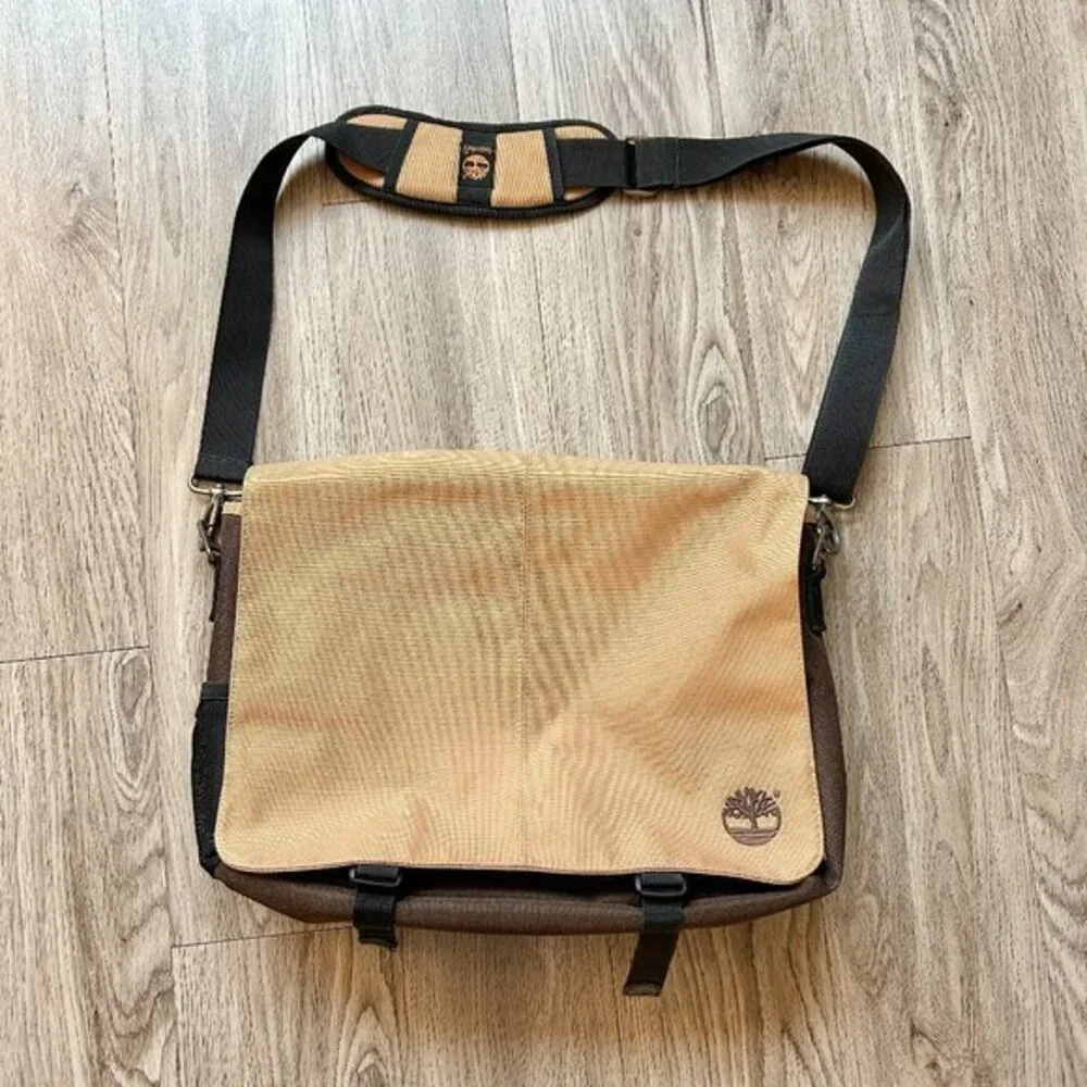 Timberland Vintage Style Brown Messenger Bag